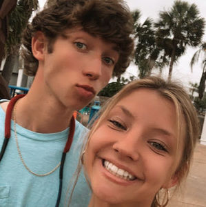 Meet your Posher, Anna claire